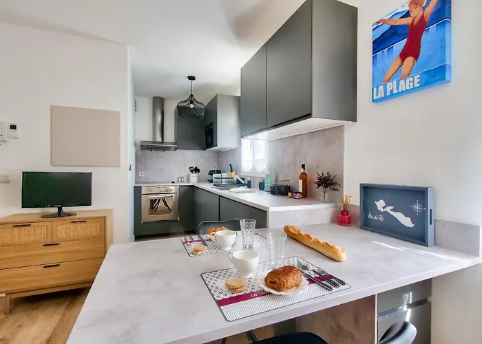 Apartamento à 150m Du Port De St-martin-de-ré, Pour 2 *